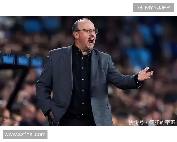 足球明星化身老头幽默演绎场边趣事引发球迷热议